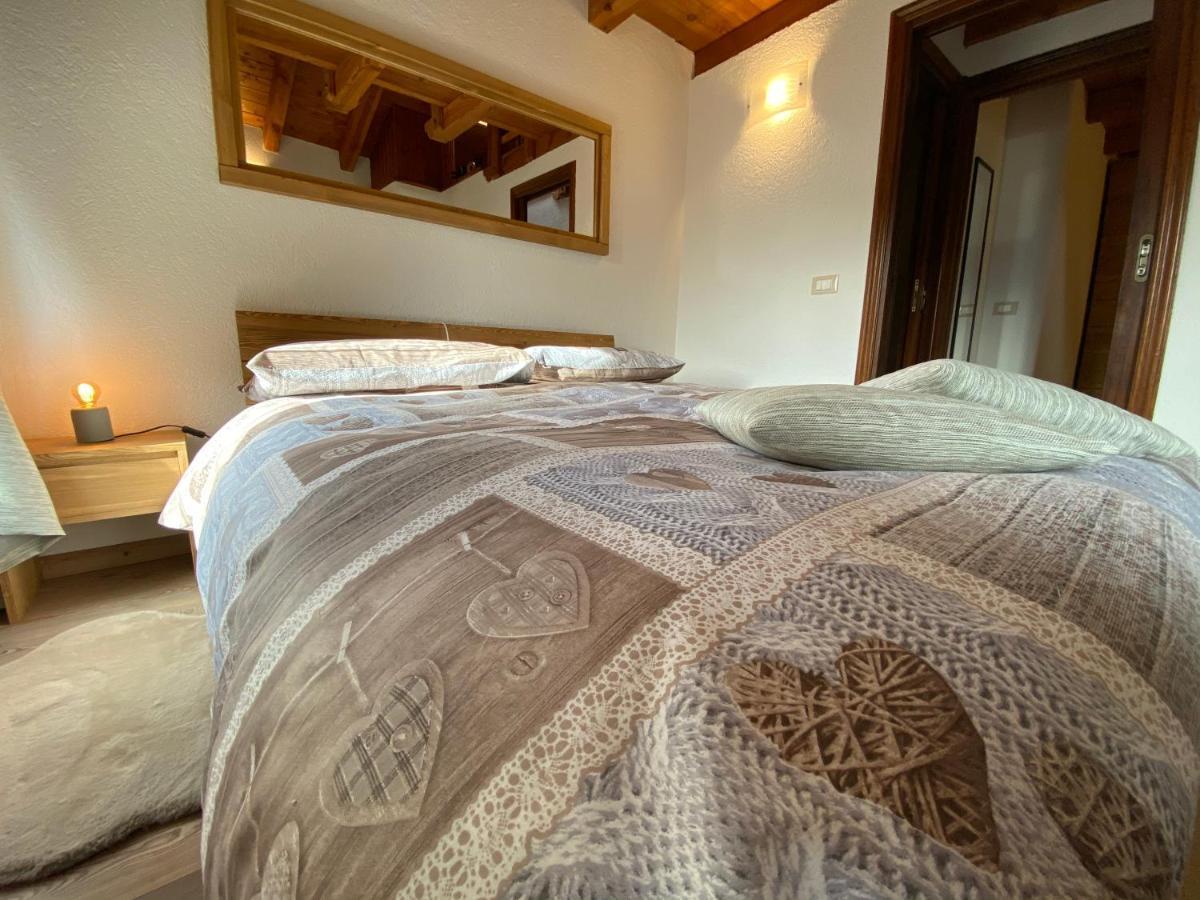 Appartement Grenier du Coeur - Aoste Extérieur photo