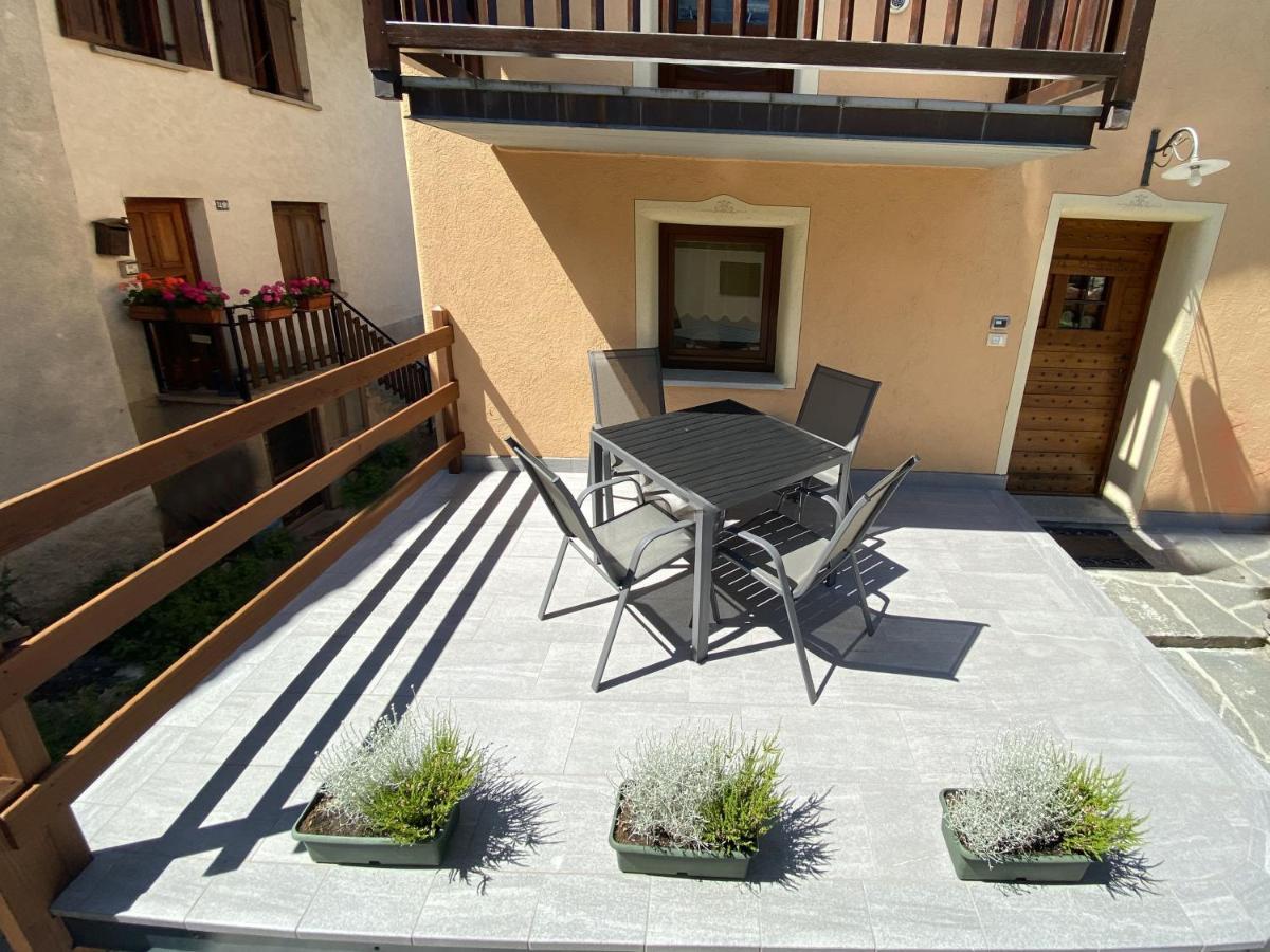 Appartement Grenier du Coeur - Aoste Extérieur photo