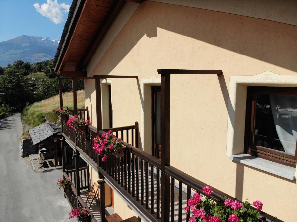Appartement Grenier du Coeur - Aoste Extérieur photo